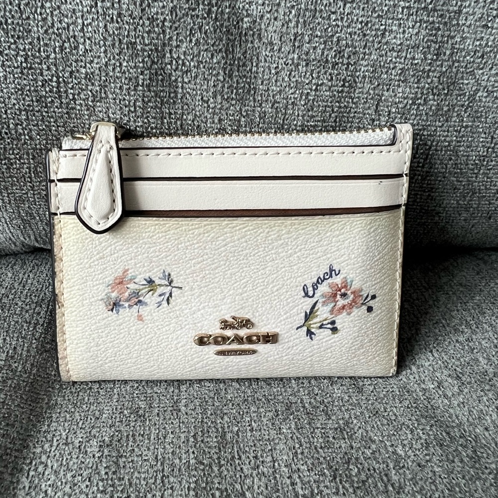 Coach keychain wallet!